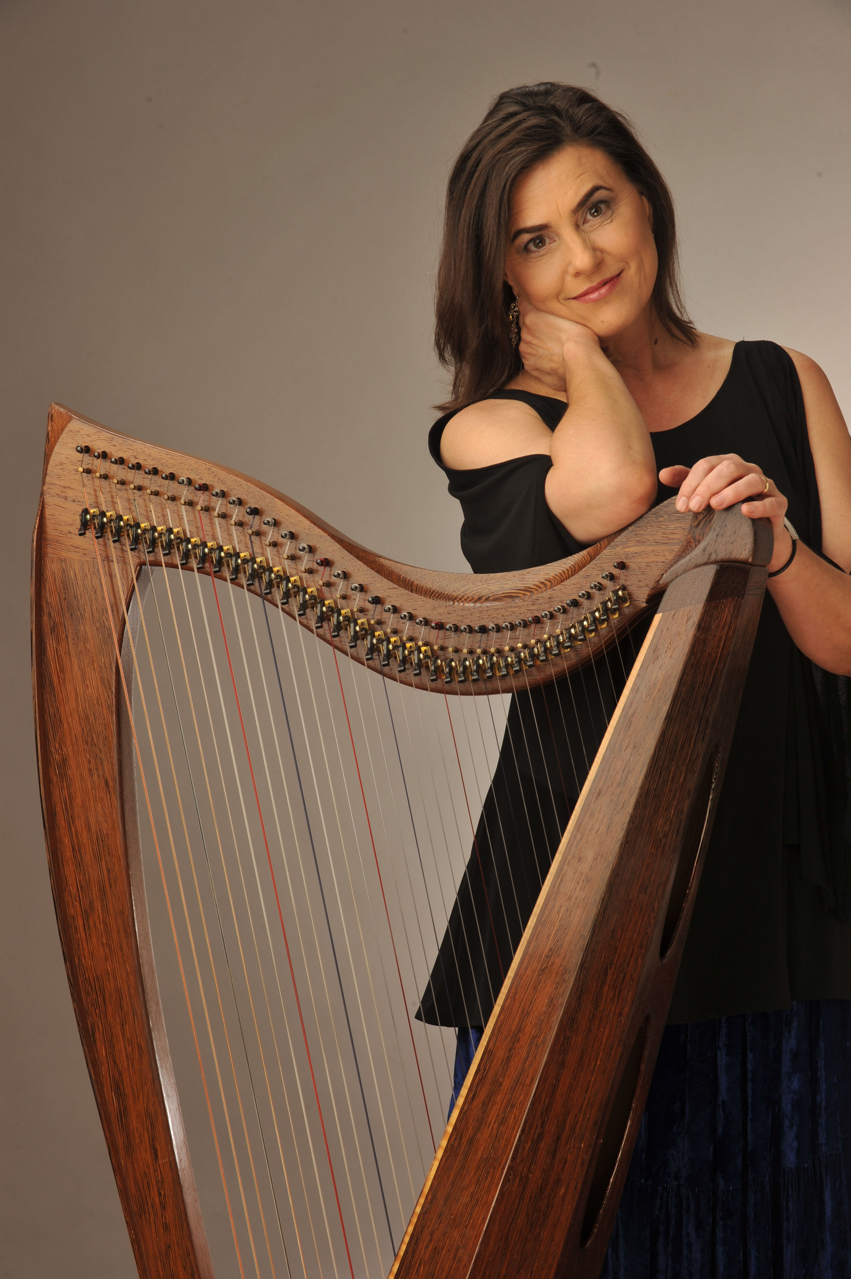 Barbary harp
